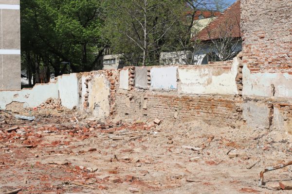 Brick Wall Demolition - Brick Wall Demolition Springfield, Missouri